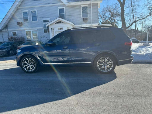 2021 BMW X7
